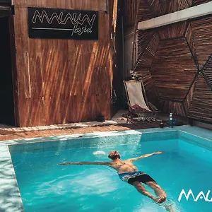https://hostal-malakai.quintano-roohotels.com
