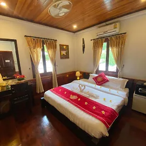 https://golden-lotus-boutique-hotel.hotelsluangprabang.com