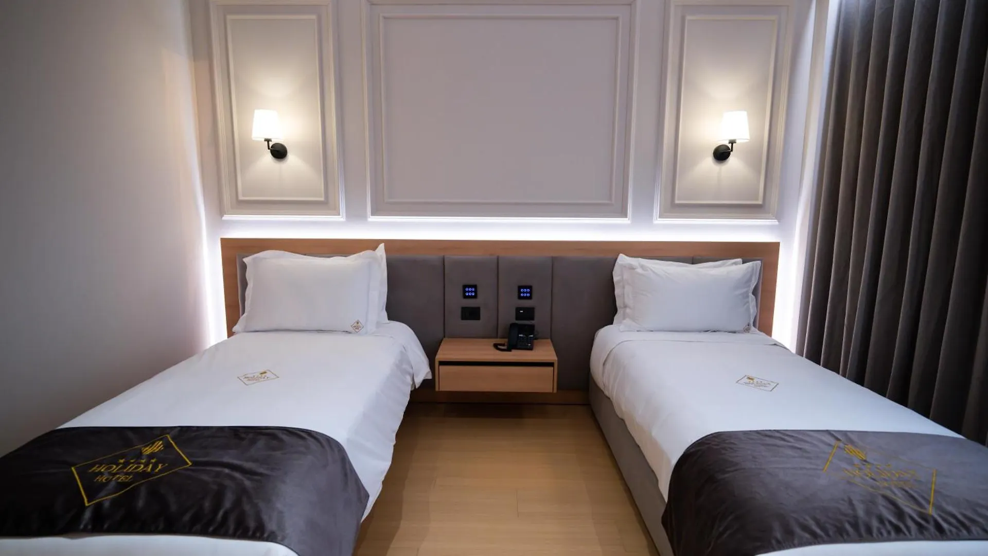 Holiday Hotel Rinas