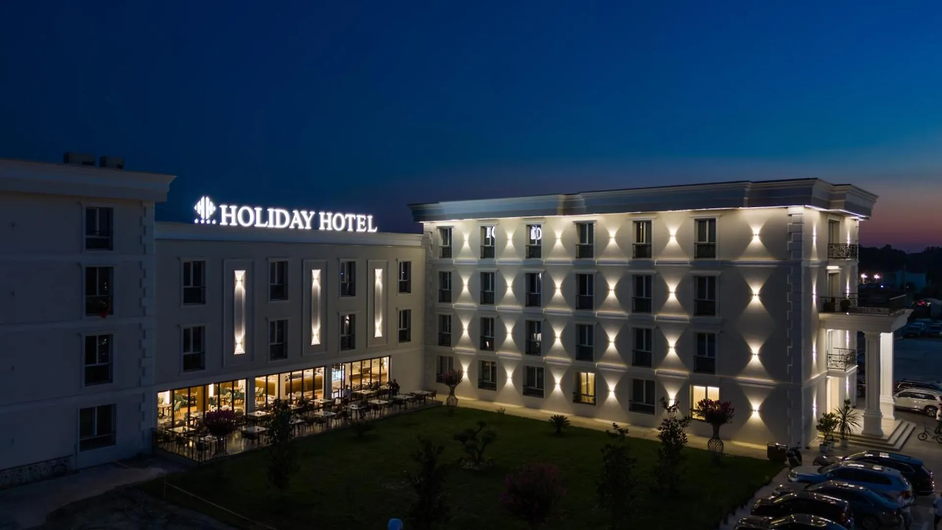 Holiday Hotel Rinas 4*,  Albánie